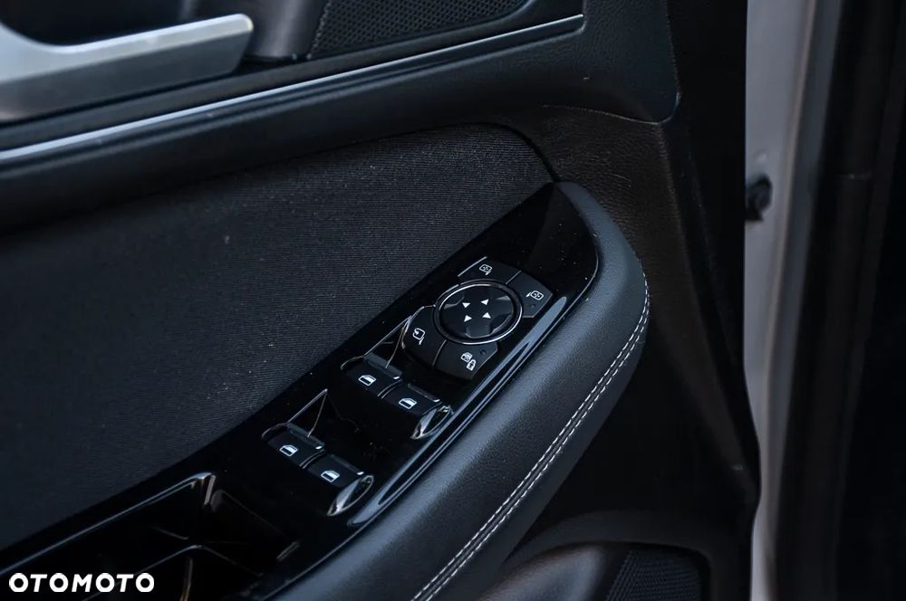 Ford S-Max 2.0 EcoBlue Titanium - 14