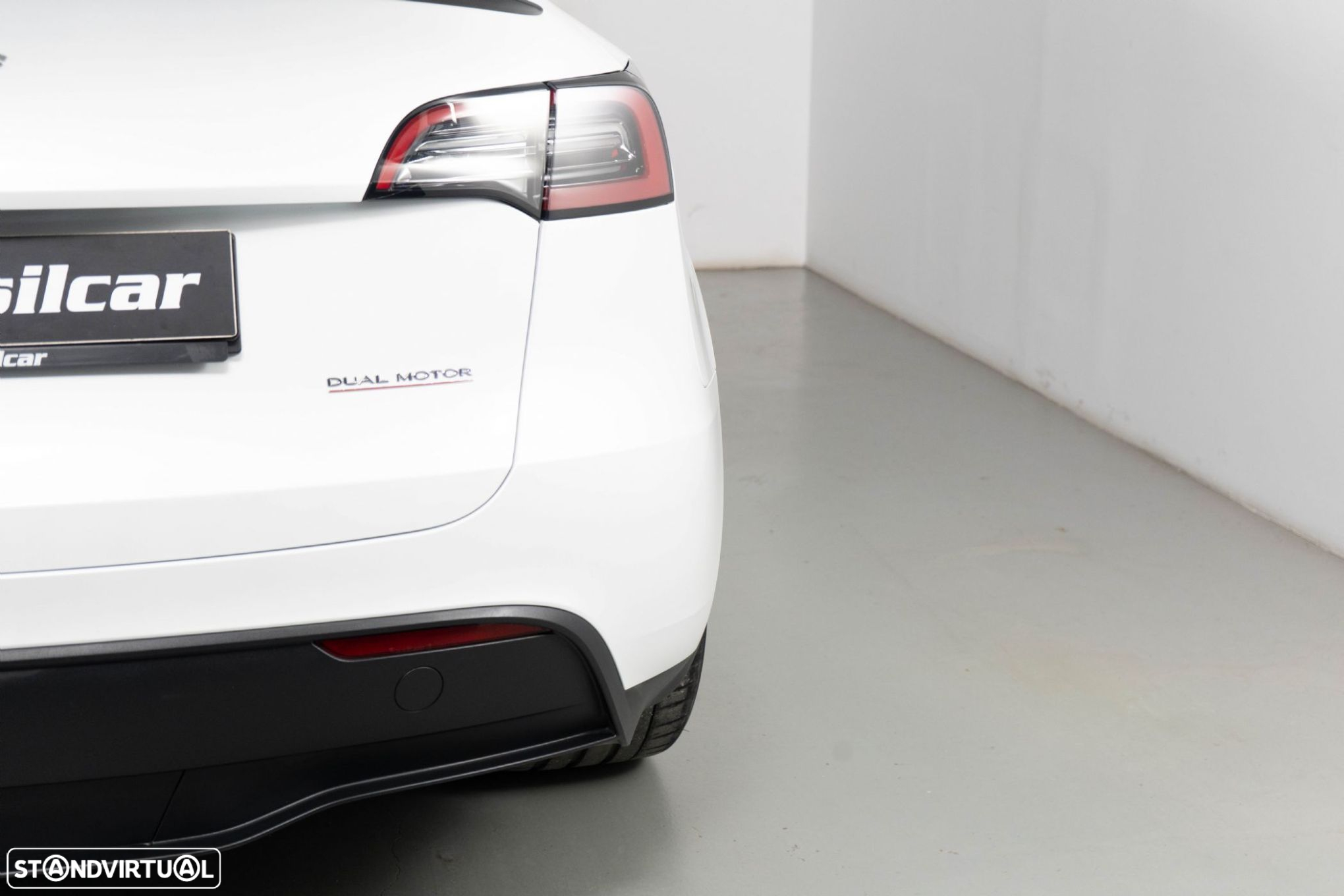Tesla Model Y Performance Tração Integral - 15