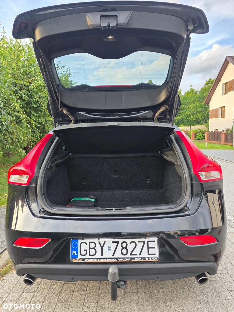 Volvo V40 D4 You - 35