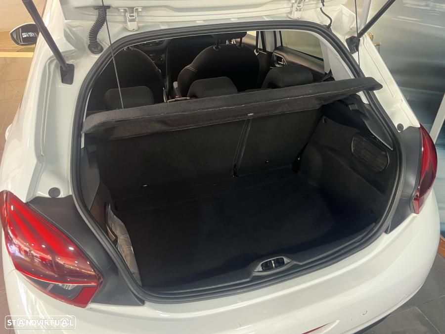 Peugeot 208 1.2 PureTech Active - 10
