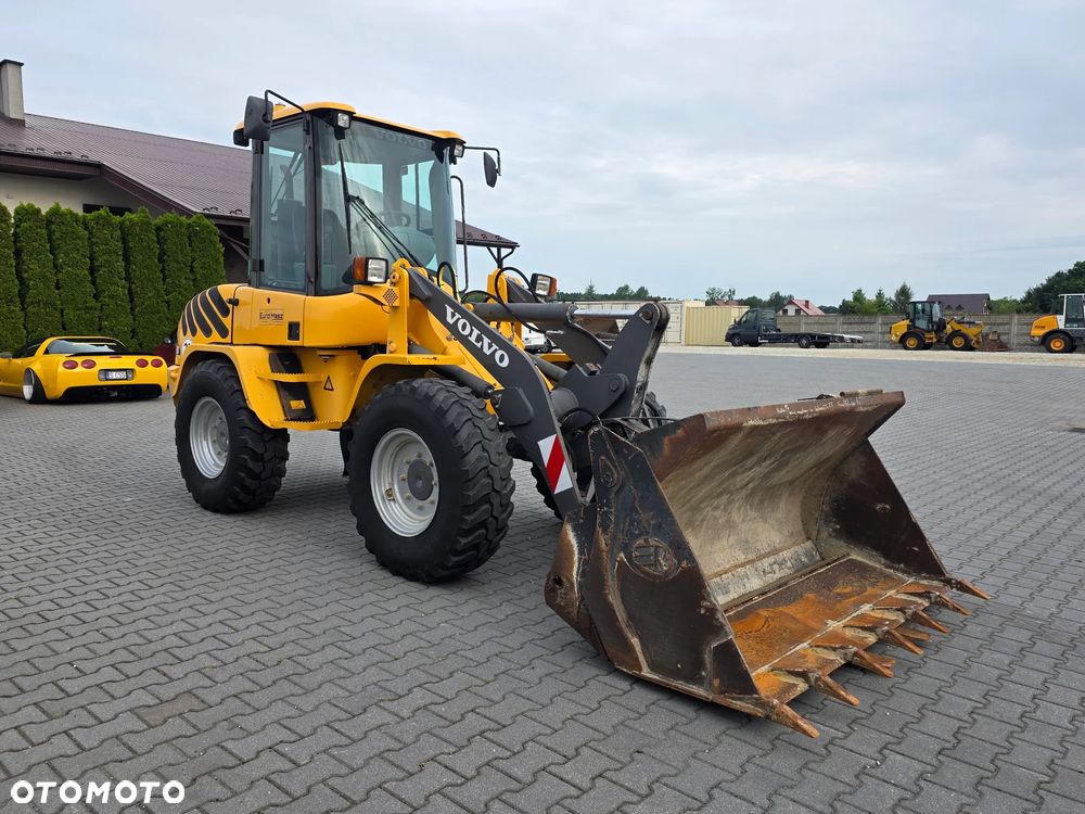 Volvo L30B-ZX, 2013 ROK, ŁYŻKA OTWIERANA + WIDŁY - 7