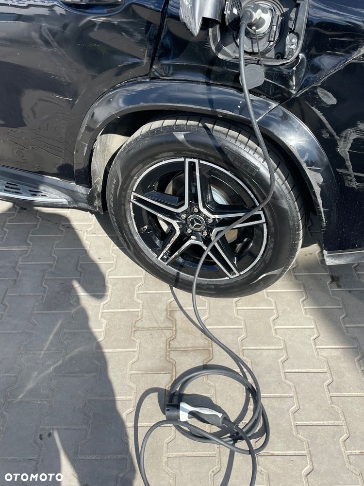 Mercedes-Benz GLE 400 e 4Matic 9G-TRONIC Edition - 17