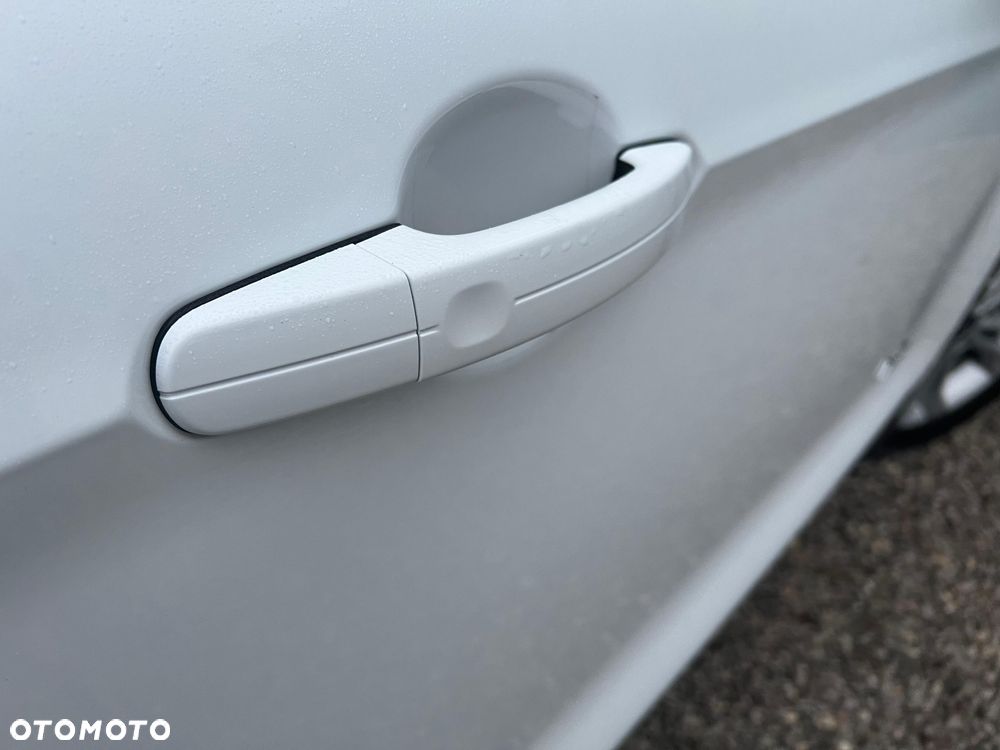 Ford Kuga 2.0 TDCi 4x4 Titanium - 31