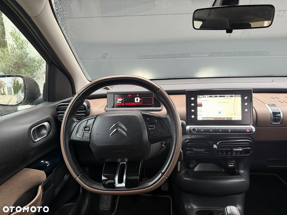Citroën C4 Cactus 1.2 PureTech Shine S&S - 24
