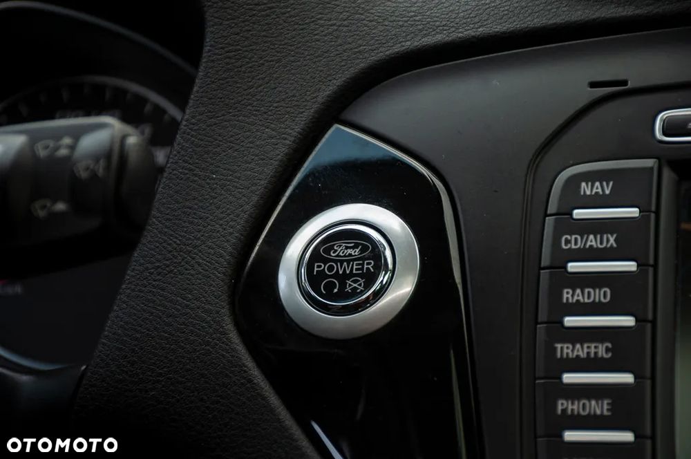 Ford Mondeo SW 2.0 EcoBoost Titanium S - 38