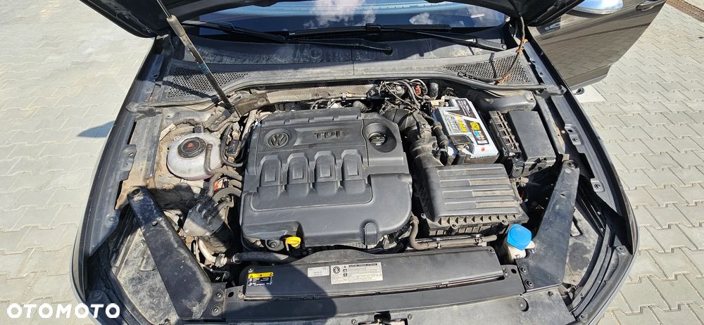 Volkswagen Passat - 7