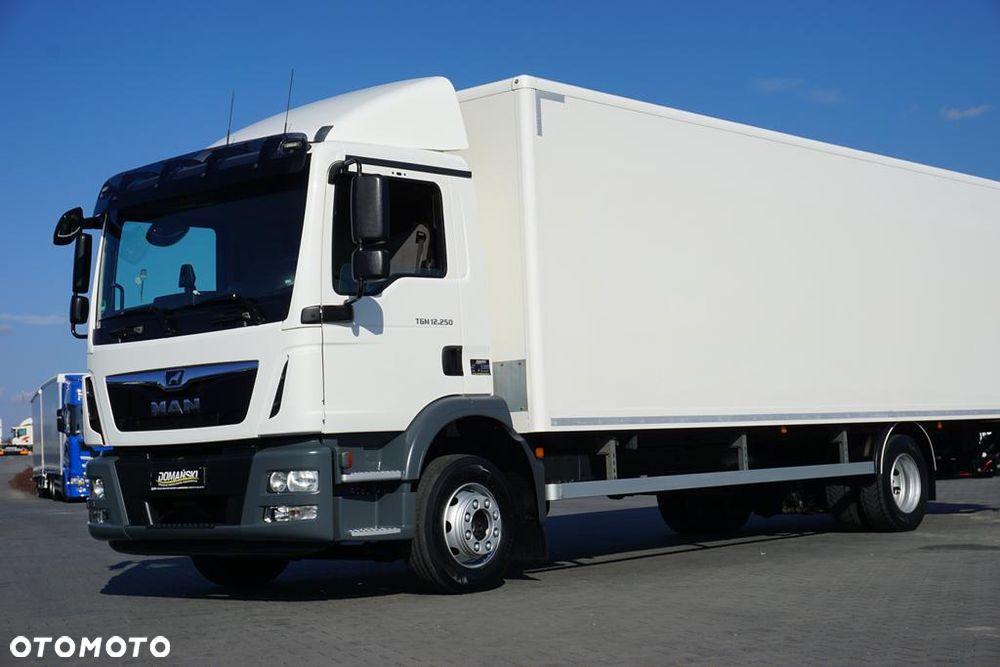 MAN TGM / 12.250 / EURO 6 / KONTENER + WINDA / 20 PALET / DŁ. 8 M - 29