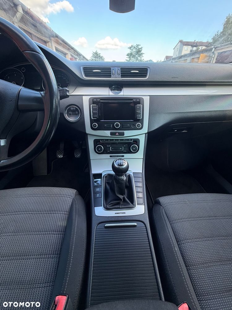 Volkswagen Passat CC 2.0 TDI 4Motion - 25