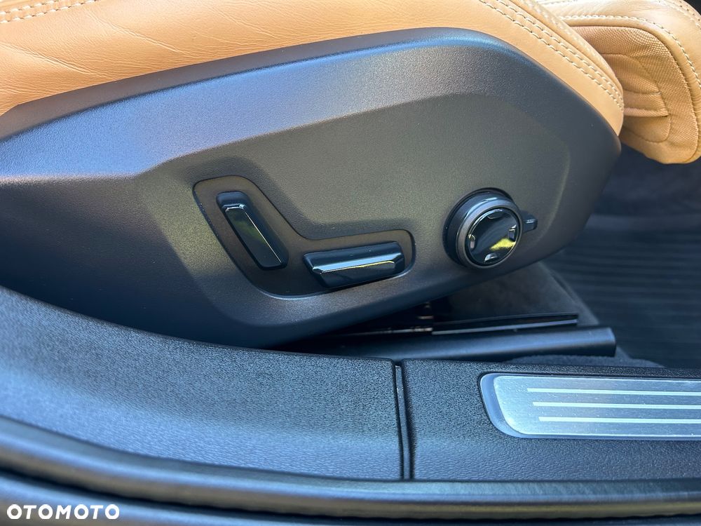 Volvo S90 - 22