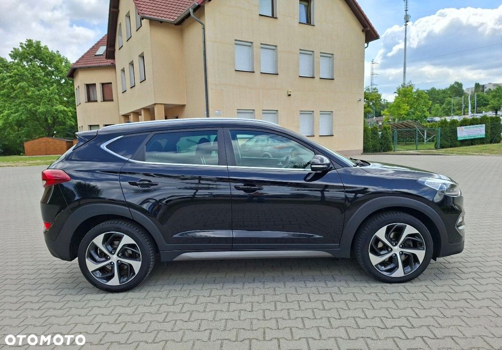 Hyundai Tucson - 8