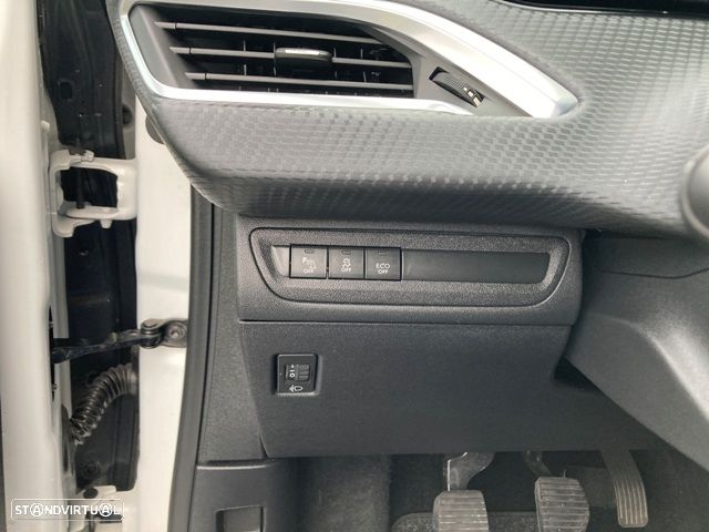 Peugeot 208 PureTech 110 Stop & Start Tech Edition - 16