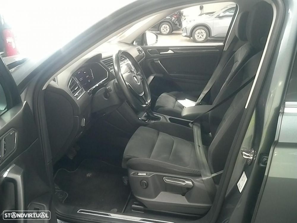 VW Tiguan Allspace 2.0 TDI Highline DSG - 6