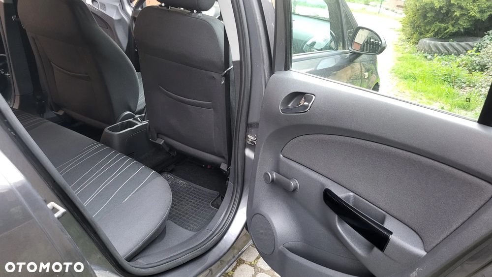 Opel Corsa 1.4 16V Cosmo - 14