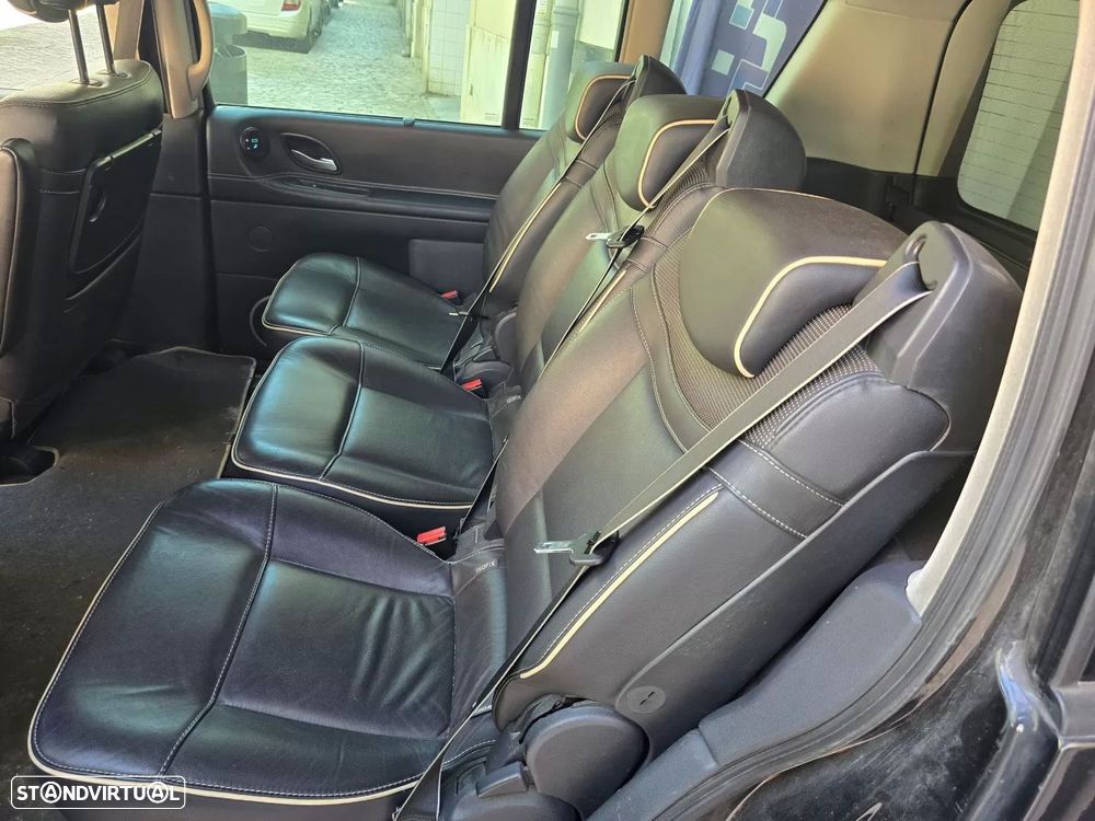 Renault Espace 2.0 dCi Initiale Aut. — fotografia 11