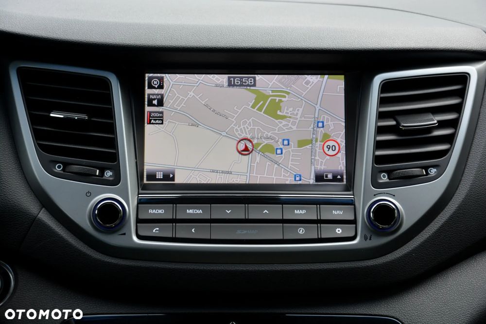Hyundai Tucson blue 1.7 CRDi 2WD DCT Premium - 29