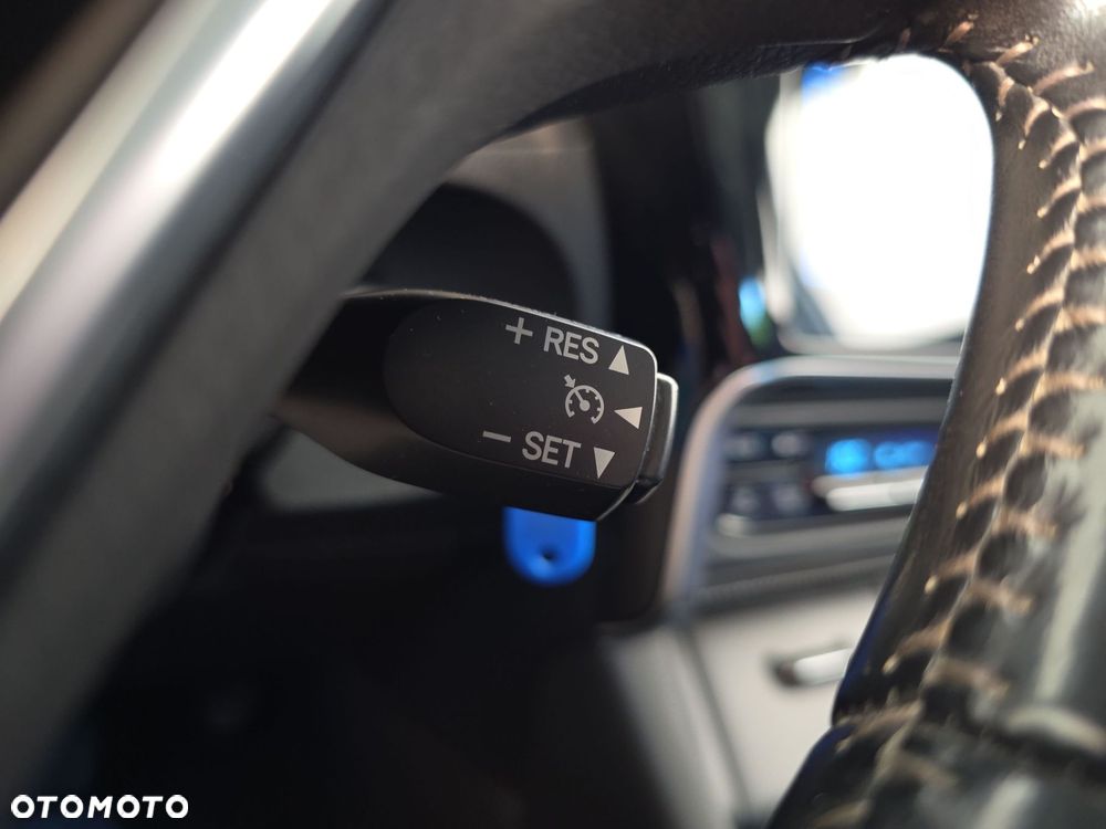 Toyota Auris - 29