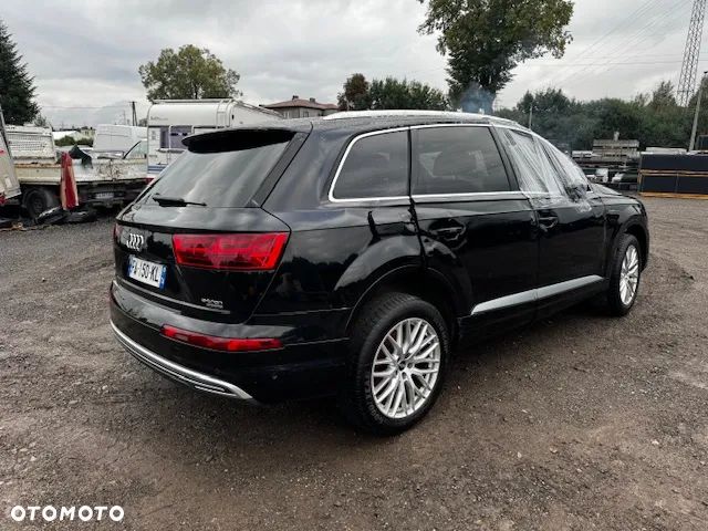 Audi Q7 e-tron 3.0 TDI Quattro Tiptr - 6