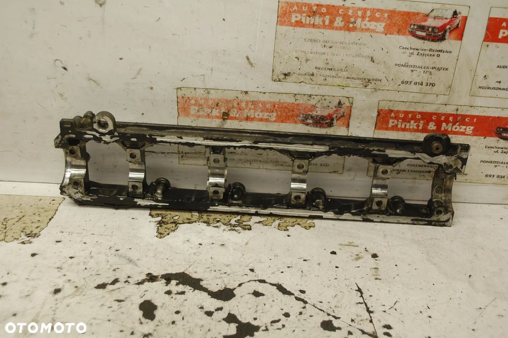 RAMKA PODSTAWA GŁOWICY WAŁKA 9630377610 2.0 HDI PEUGEOT 307 CITROEN C5