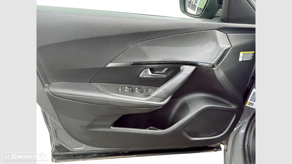 Peugeot e-2008 50 kWh Allure - 11