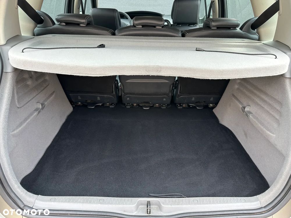 Renault Scenic - 22