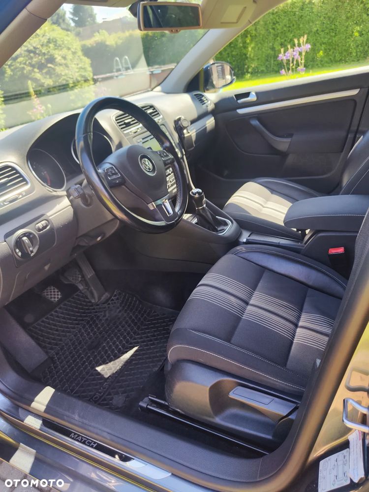 Volkswagen Golf 1.6 TDI Comfortline - 6