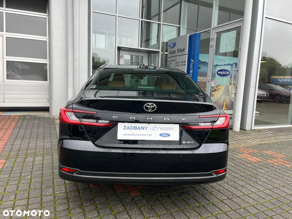 Toyota Camry 2.5 Hybrid Dynamic Force Prestige e-CVT - 4