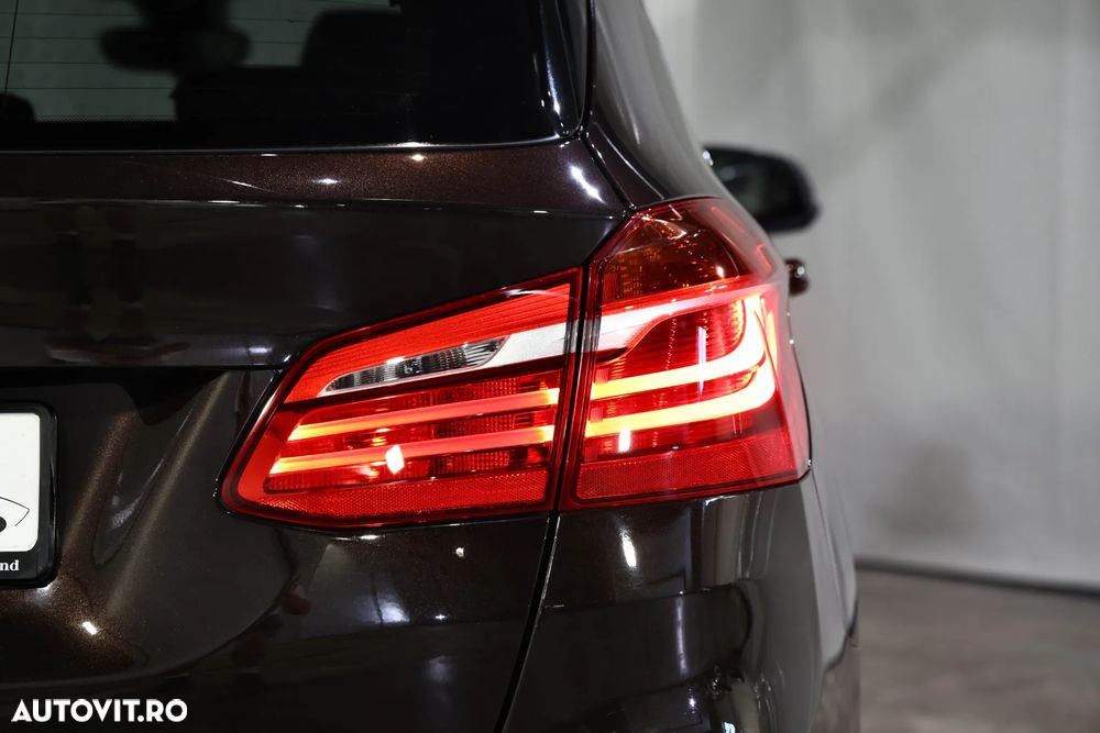 BMW Seria 2 218d Aut. Luxury Line - 36