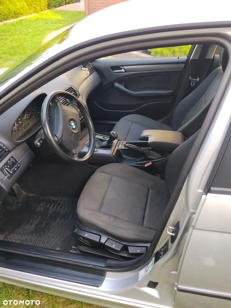 BMW 3 Series 2002 photo 5