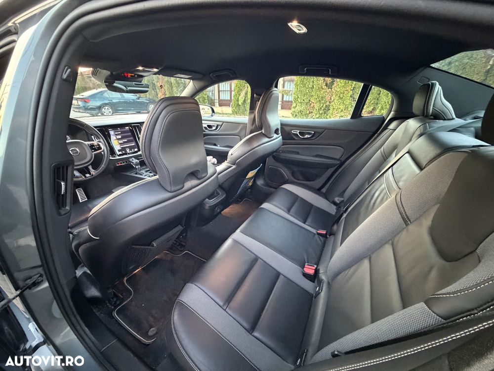 Volvo S60 T4 R-Design - 19