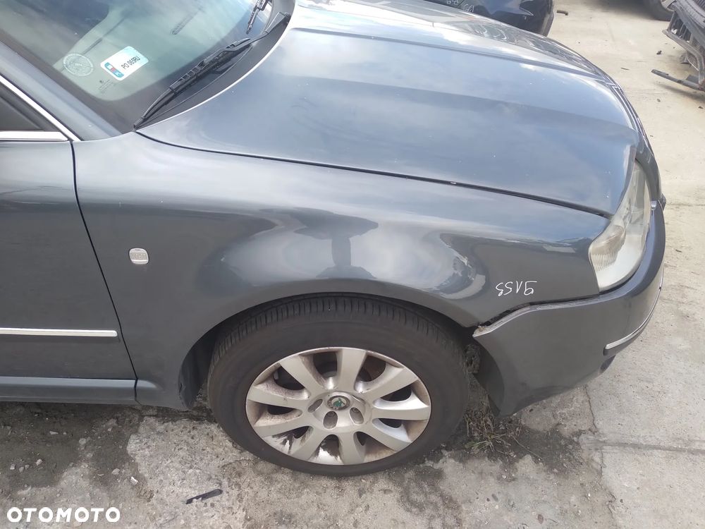 Skoda Superb I 3U0  Błotnik Przód Przedni Prawy Kolor 9153