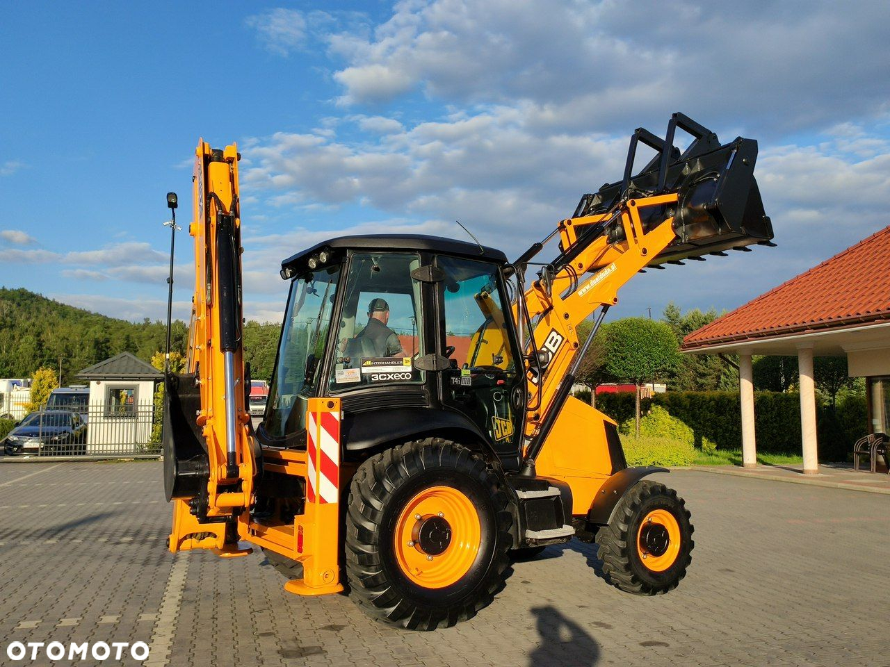 JCB 3CX - 36