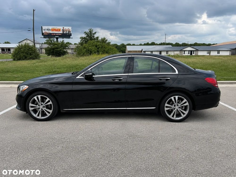 Mercedes-Benz Klasa C 300 7G-TRONIC AMG Line - 7