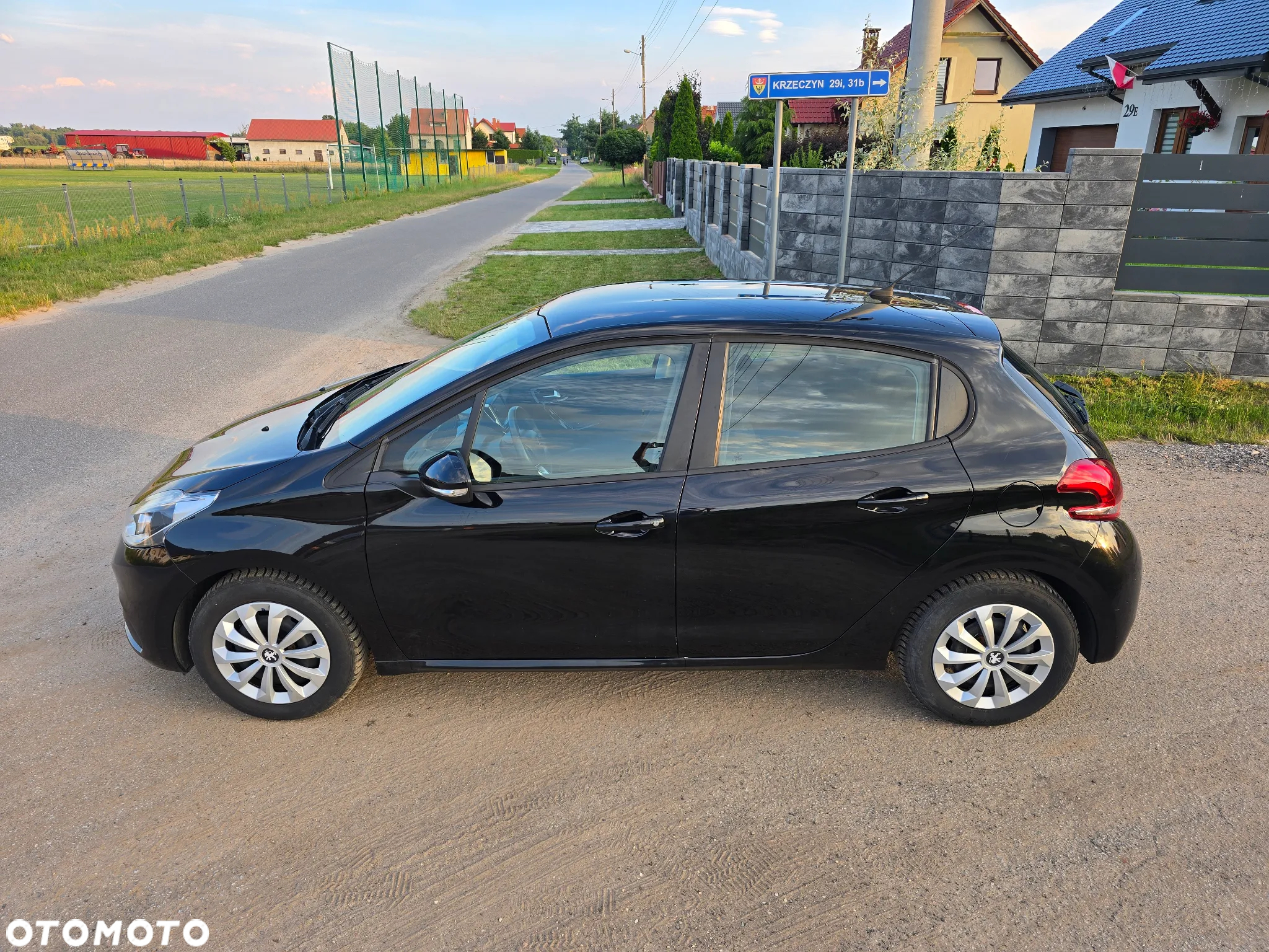 Peugeot 208 1.2 PureTech Active - 11