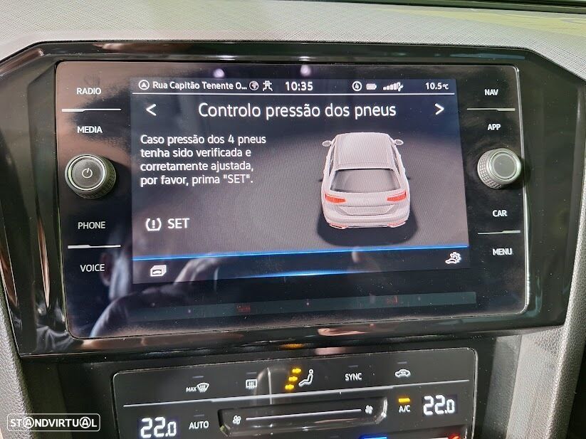 VW Passat Variant 2.0 TDi Business DSG - 26