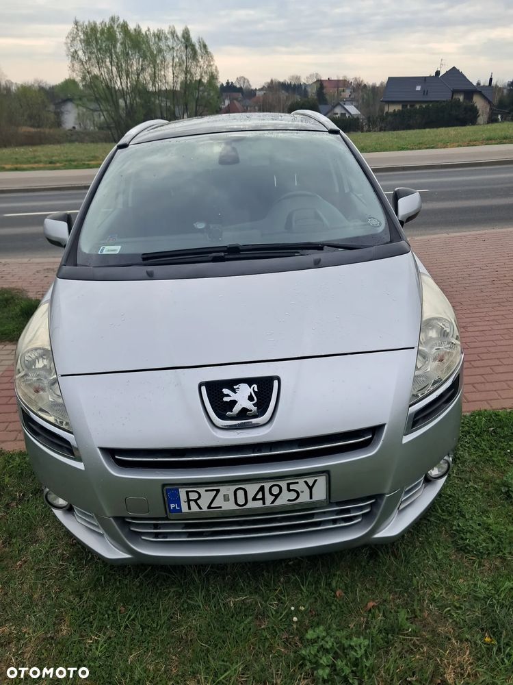 Peugeot 5008 - 9