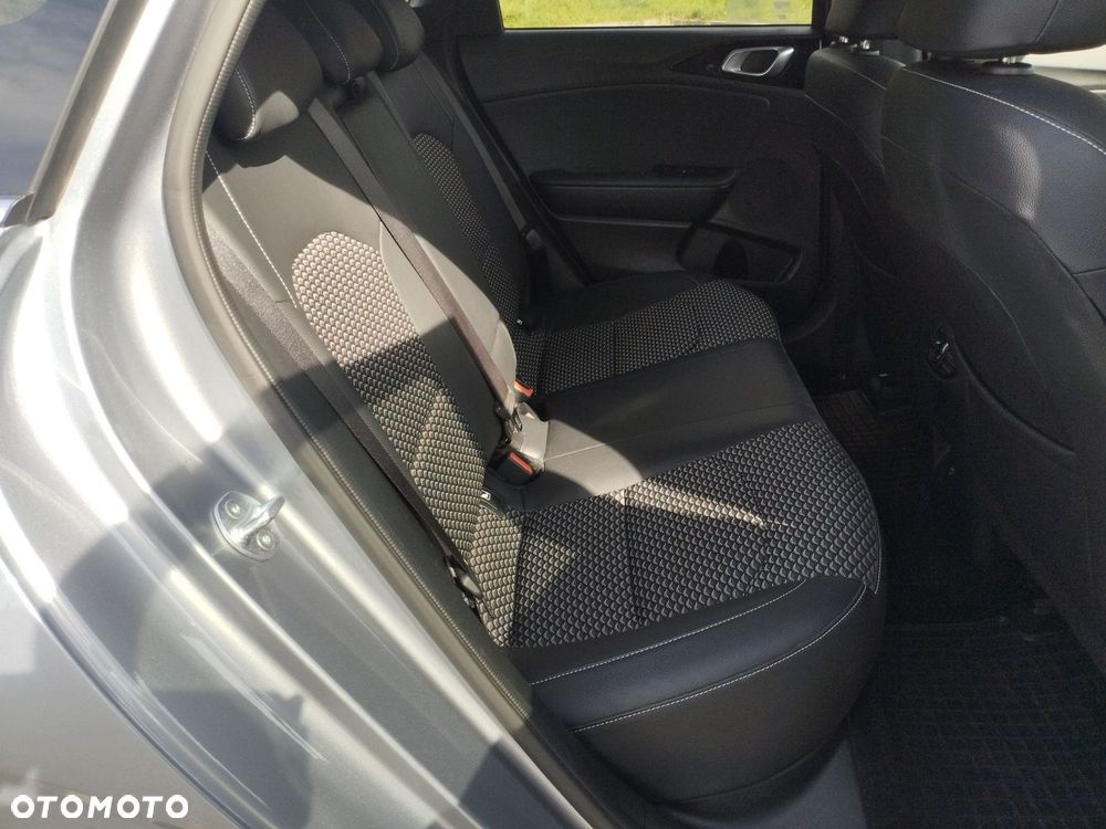 Kia Ceed 1.5 T-GDI Tribute - 21