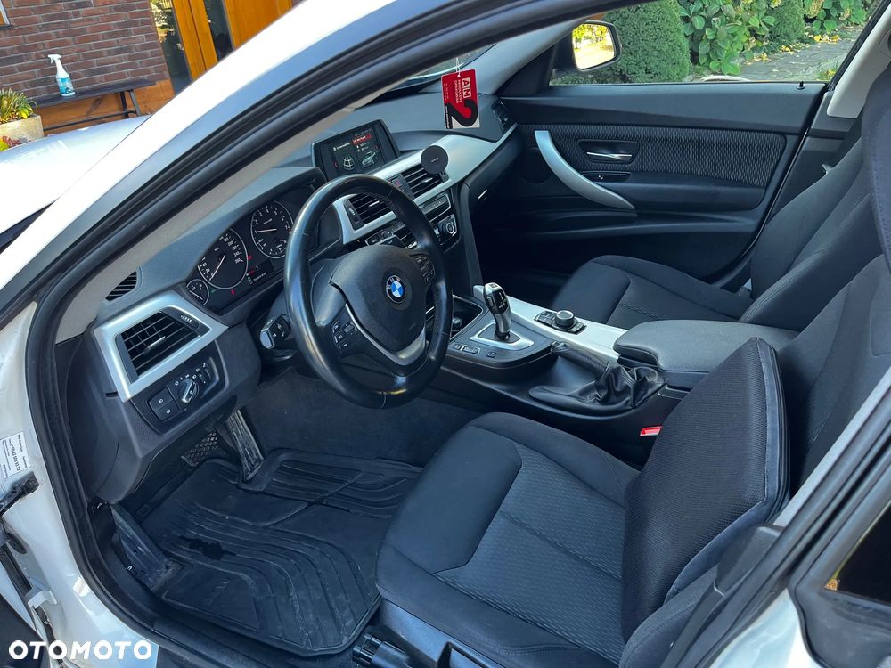BMW 3GT 320i Advantage sport - 21
