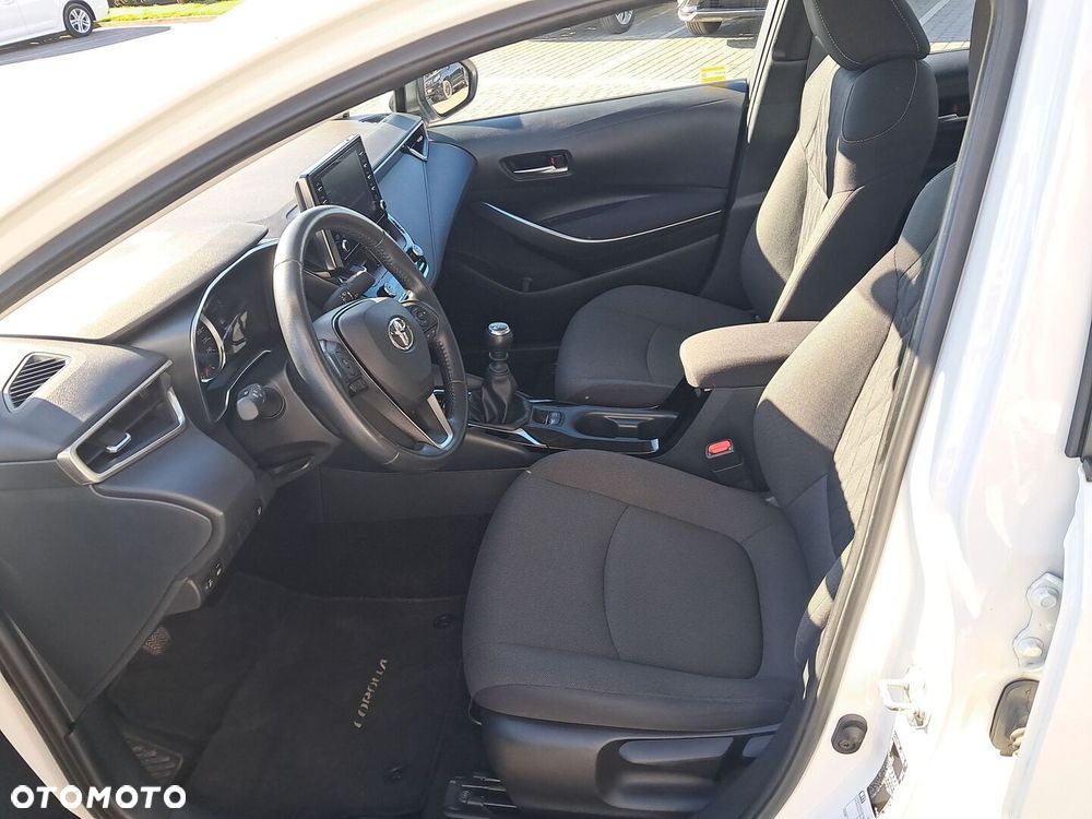 Toyota Corolla - 11