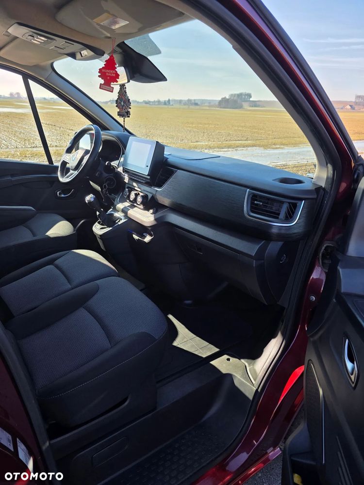 Renault Trafic 2.0 dCi - 12