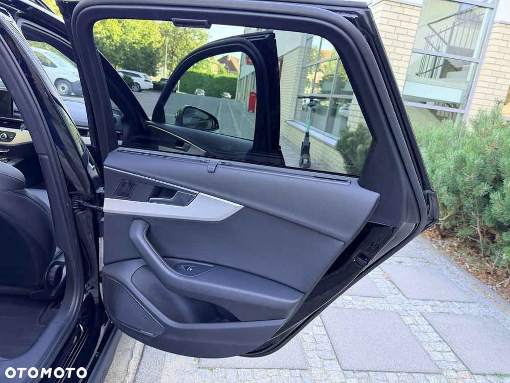 Audi A4 Allroad - 25