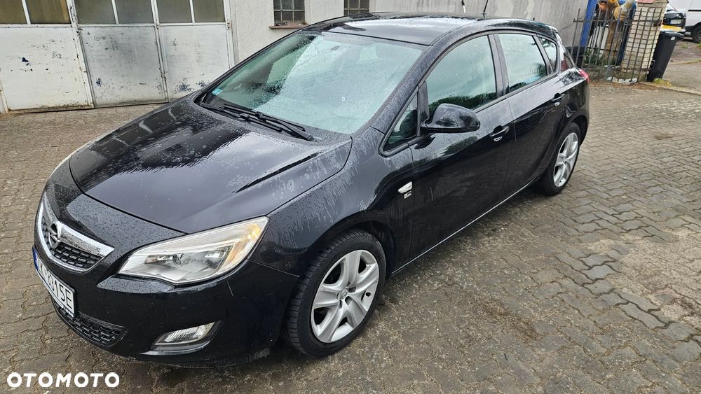 Opel Astra 1.4 T Cosmo EU6 - 1