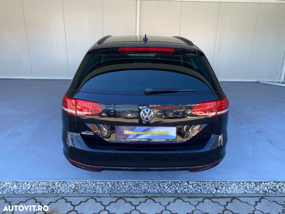 Volkswagen Passat - 4