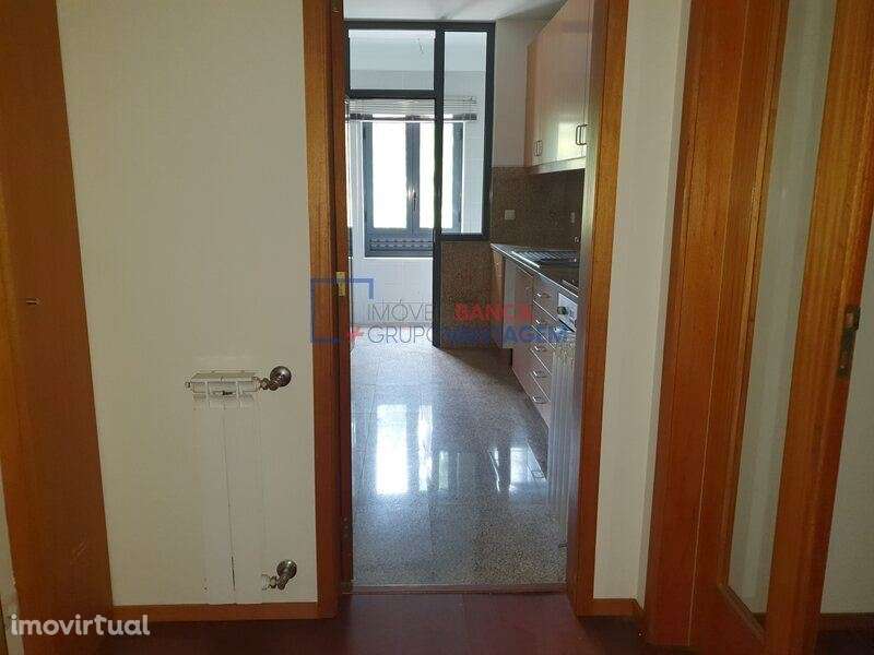 Apartamento T3 126 m2 Oliveira do Douro - Grande imagem: 4/9