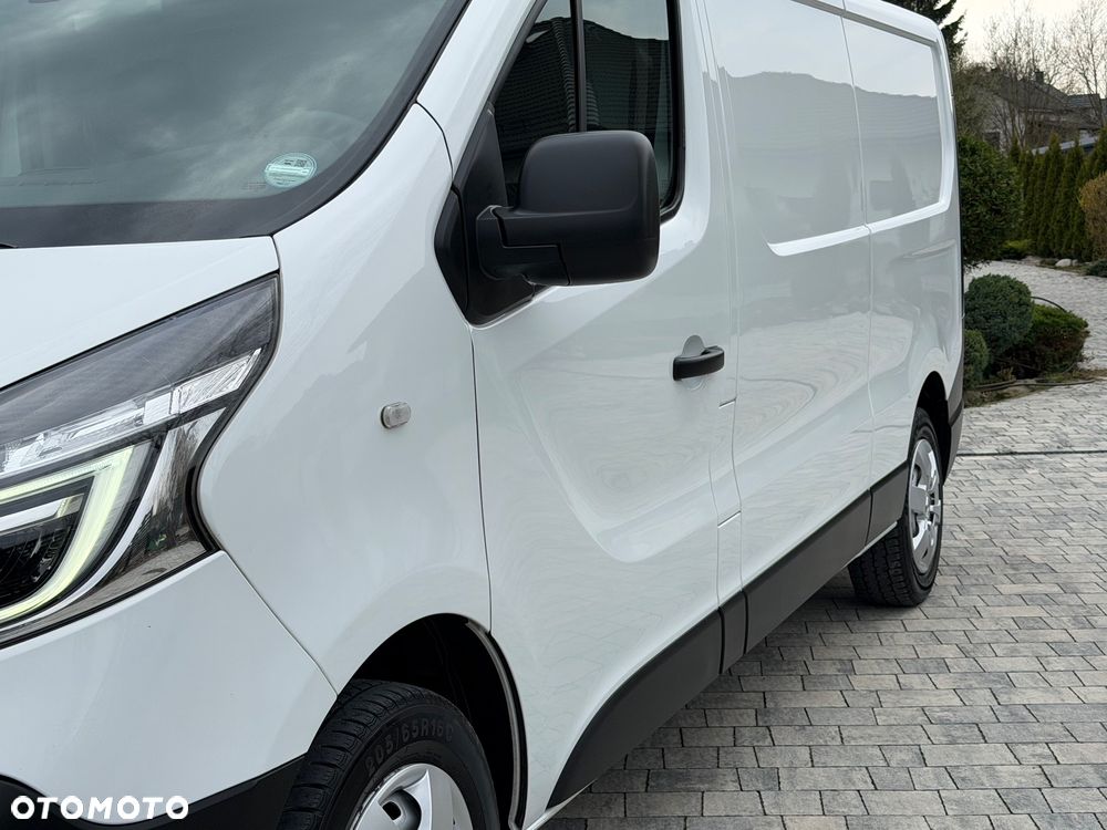 Renault Trafic - 13