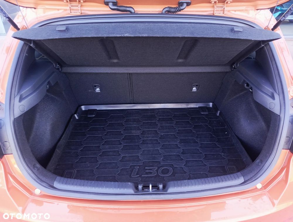 Hyundai i30 1.0 T-GDI Smart DCT - 29