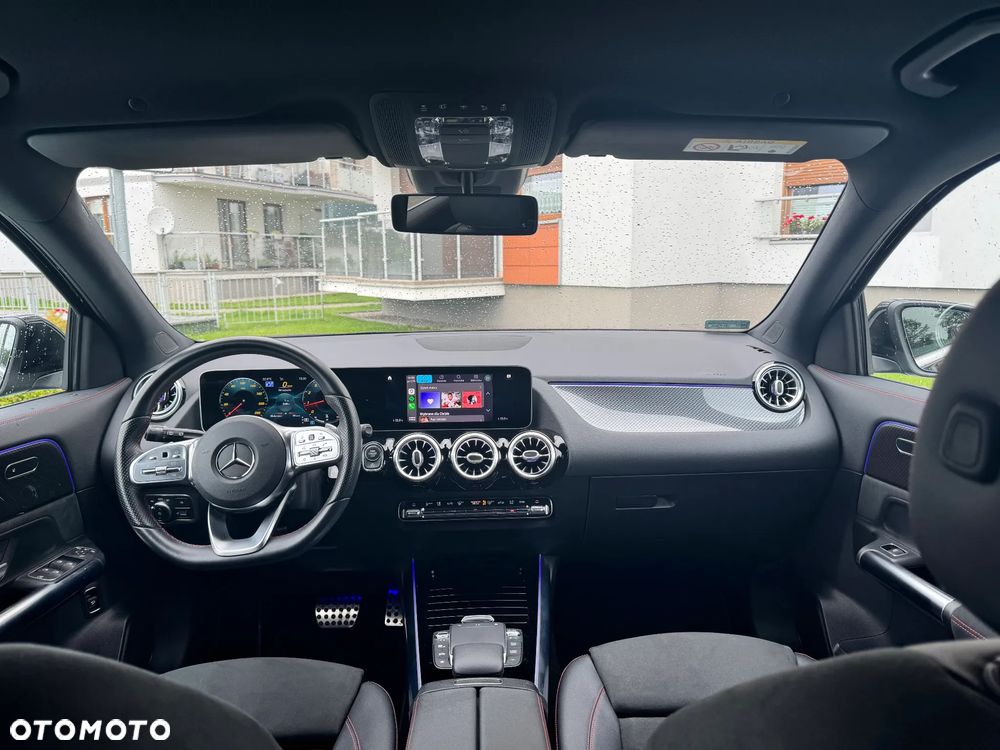 Mercedes-Benz GLA 200 AMG Line - 15