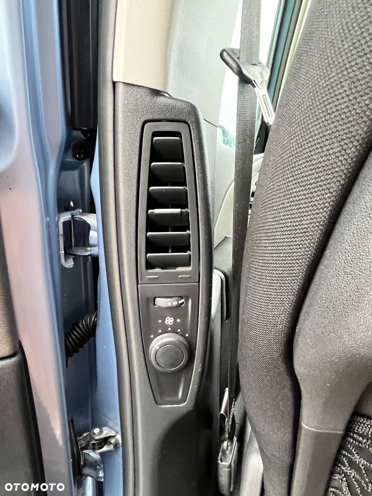Citroën C4 Grand Picasso 1.6 e-HDi Exclusive - 16