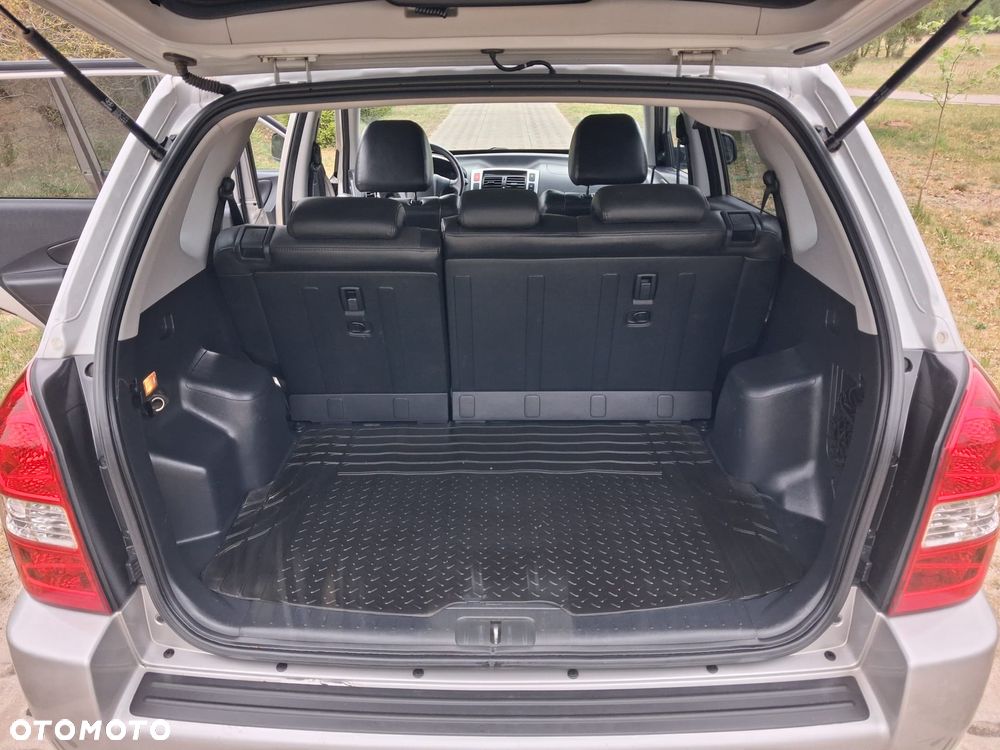Hyundai Tucson 2.0 Elegance / Premium - 18
