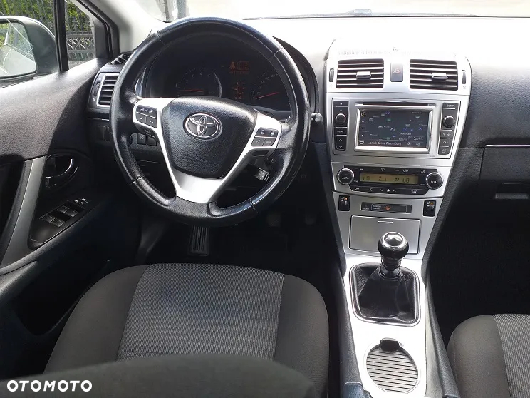 Toyota Avensis 1.8 Executive - 15