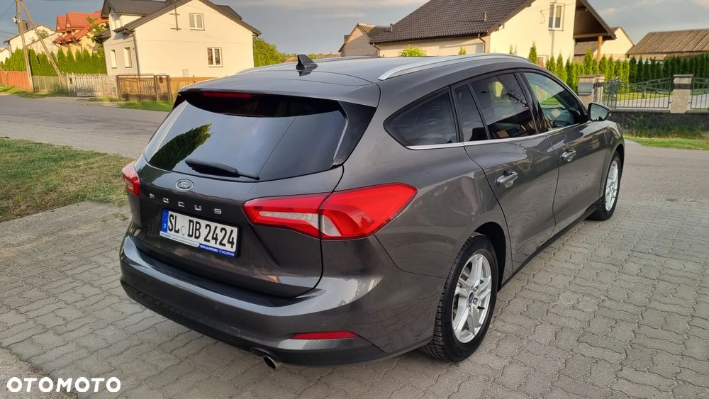 Ford Focus 1.5 EcoBlue Start-Stopp-System COOL&CONNECT - 31
